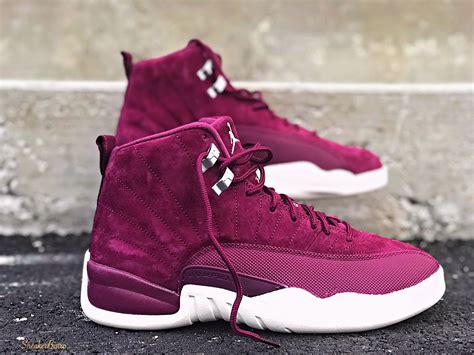 jordan 12 vintage Bordeaux shoes